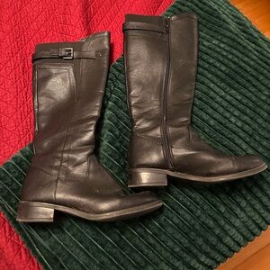 Soda black leather high boots. Size 7.5. Used but good condition.
